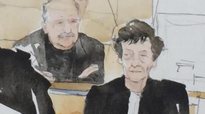 Der frühere Top-Terrorist »Carlos« und seine Anwältin auf einer Gerichtszeichnung im Gerichtsaal in Paris. Foto: Noelle Herre