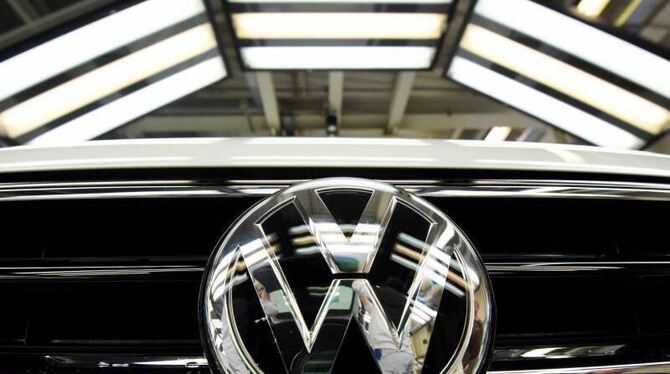 Autobauer Volkswagen will die Investitionen für die nächsten fünf Jahre vom Aufsichtsrat absegnen lassen. Foto: Rainer Jensen