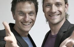 Wolfram (links) und Gernot Bohnenberger alias »Junge Junge!« offerieren »Zauberkunst im Doppelpack«. FOTO: PR