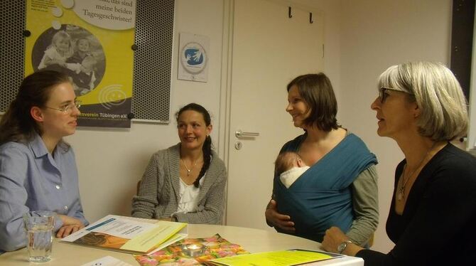 Expertinnen unter sich (von links): Die Tagesmütter Raphaela Grauer (Gomaringen), Iris Abel (Mössingen-Belsen) und Sandra Stohr