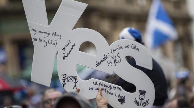 Anhänger der Unabhängigkeit bei einer Veranstaltung im schottischen Stirling. Foto: epa