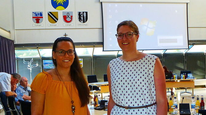 Die Jugendbeauftragte Sandra Kollmann (links) und Schulsozialarbeiterin Manuela Kurz kümmern sich in Sonnenbühl um Kinder und Ju