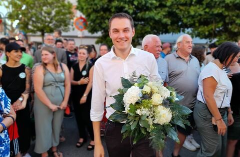 Eric Sindek wird Eninger Bürgermeister Pfullingen Eningen