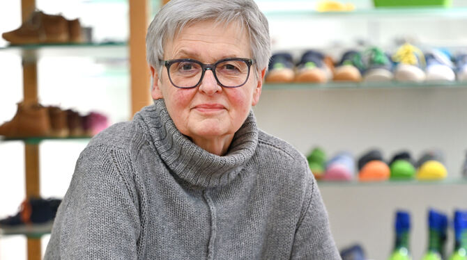 Mitinhaberin Dagmar Krause verabschiedet sich mit einem guten Gefühl vom Schuhhaus Nestel: Trotz Eigentümerwechsels lebt die Tra