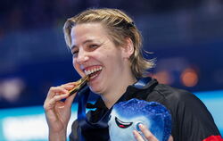 Gold über 100 Meter Schmetterling in Doha: Weltmeisterin Angelina Koehler.