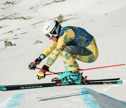 Fährt auf Platz drei in der Europacup-Gesamtwertung: Niklas Illig, Skicrosser aus Münsingen. 