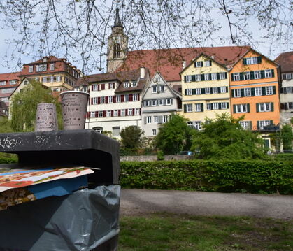 Die Mülleimer in der Tübinger Altstadt sind zeitweise von Abfall nur so übergequollen. 