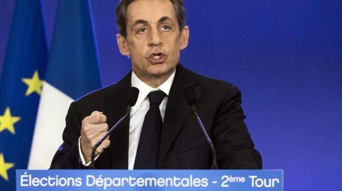 Statt UMP nun »Die Republikaner«: Mit der Umbennung wollen sich die Konservativen um Parteichef Sarkozy vor der Präsidentscha