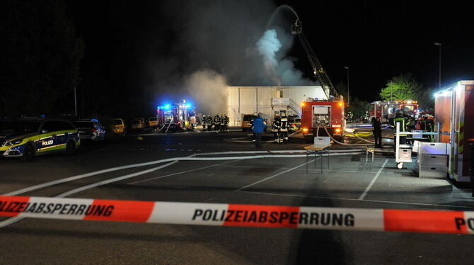 Flüchtlingsheim in Rottenburg in Brand