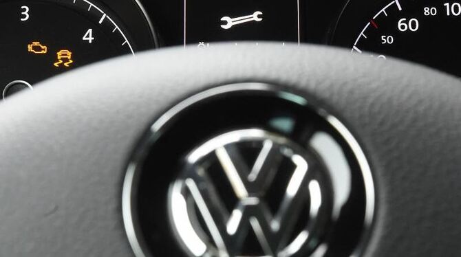 Volkswagen gerät in der Affäre um manipulierte Abgaswerte weiter unter Druck. In den USA laufen Ermittlungen über eine zweite