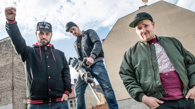 Treibender Sound und zeitgemäße Texte: Die jungen Rapper von der Antilopen Gang gewinnen den New Music Award 2015. Foto: JKP/