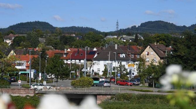 Das Experiment fußt auf Erkenntnissen, dass nur ein umfassendes Konzept Unterschiede ausgleichen kann, die sich beispielsweis