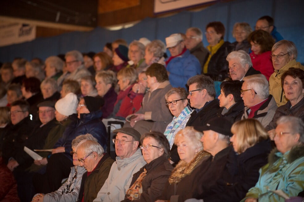 Krippenspiel Lebendige Bilder zur Weihnacht in Marbach 2016