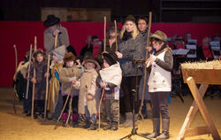 Krippenspiel Lebendige Bilder zur Weihnacht in Marbach 2016