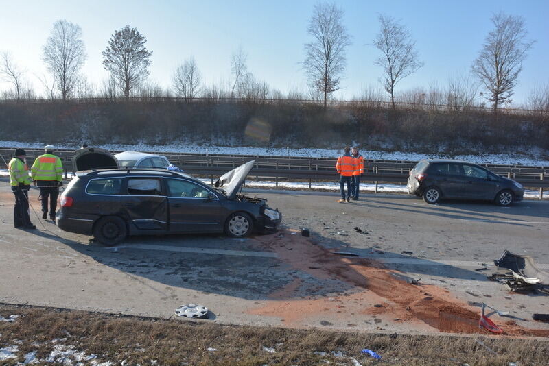 Schwere Unfälle mit elf Verletzten auf der A81 bei Rottenburg