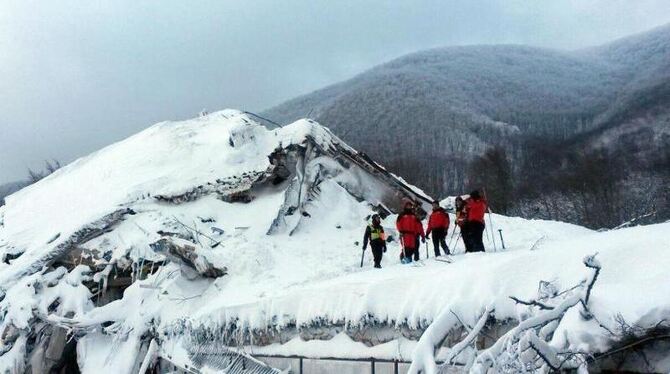 Nach dem Lawinenunglück mehren sich die Vorwürfe gegen die Behörden. Foto: Corpo Nazionale Soccorso Alpino e Speleologico/Ans