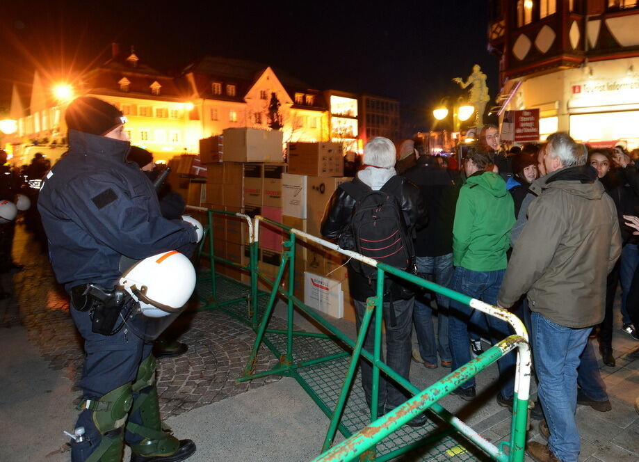 Lautstarke Demo bei AfD-Neujahrsempfang