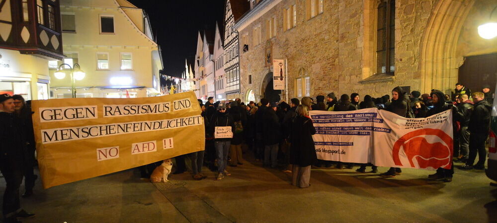 Lautstarke Demo bei AfD-Neujahrsempfang