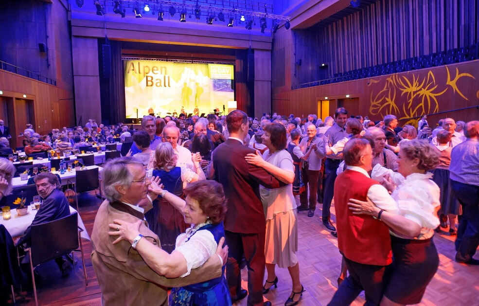 Alpenball in Reutlinger Stadthalle 2017