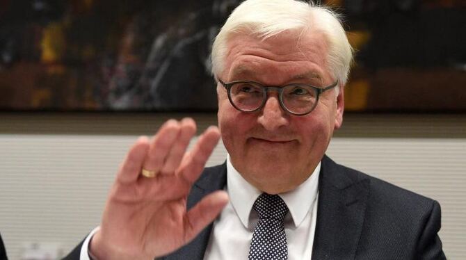 Mit Spannung wird erwartet, wie viele der 1260 Mitglieder der Bundesversammlung für Steinmeier stimmen. Foto: Rainer Jensen