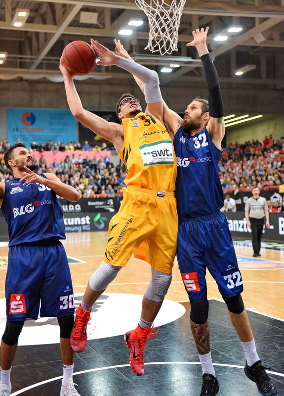 Walter Tigers Tübingen - Eisbären Bremerhaven 76:85