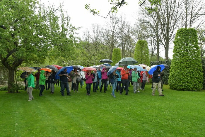 Führung durch das Gartenkunstwerk von Roland Doschka