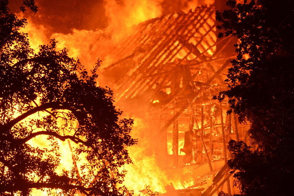 Feuer auf dem Gestütshof St. Johann