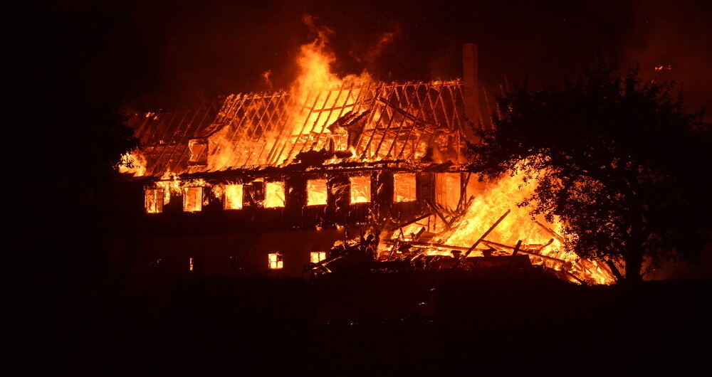 Feuer auf dem Gestütshof St. Johann