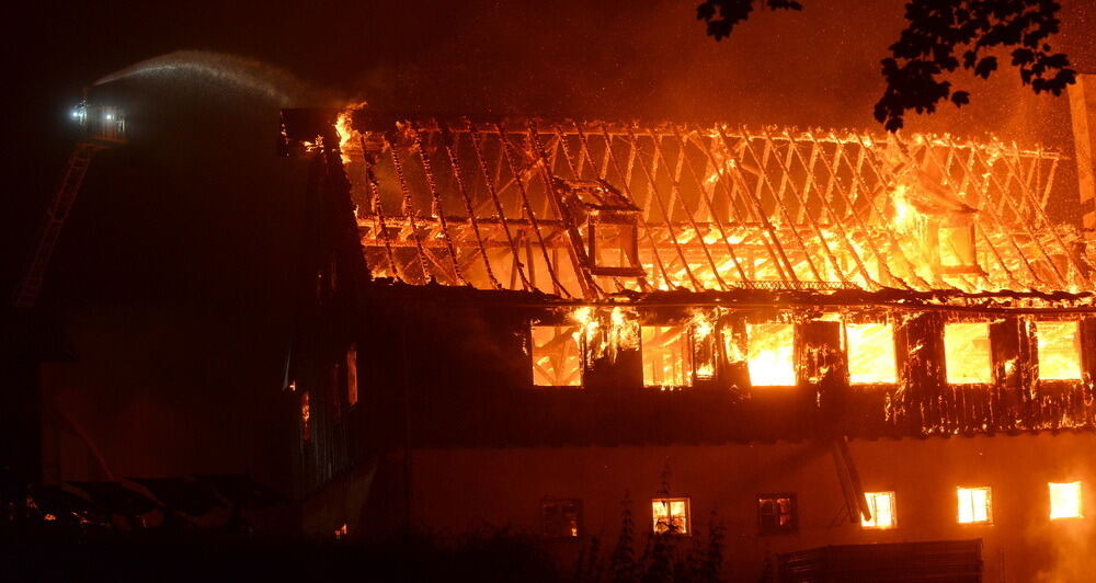 Feuer auf dem Gestütshof St. Johann