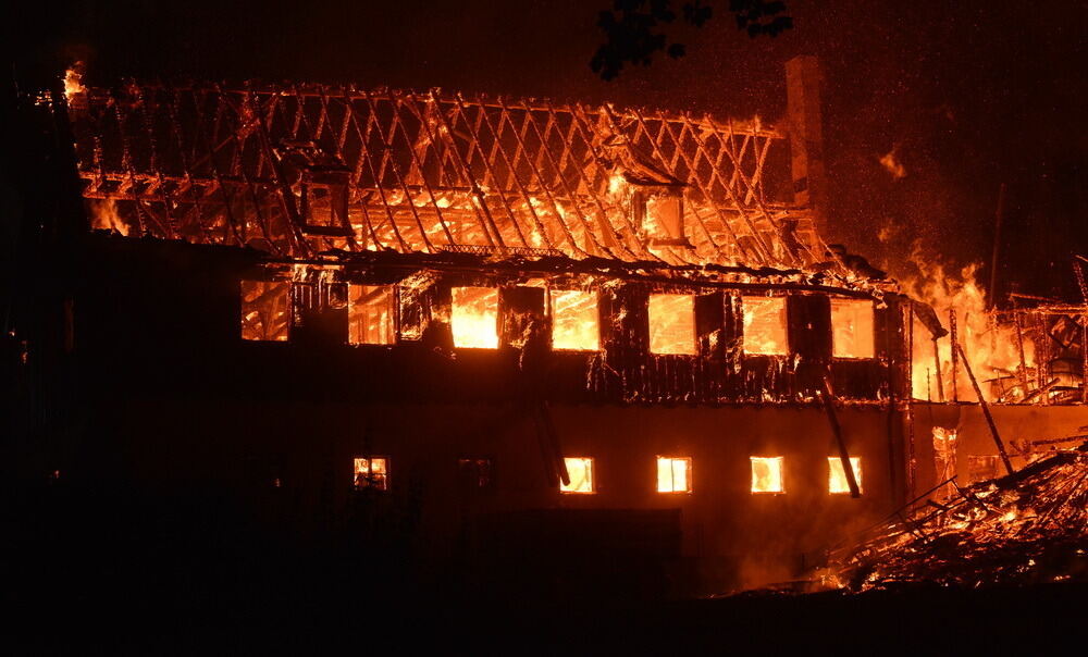 Feuer auf dem Gestütshof St. Johann