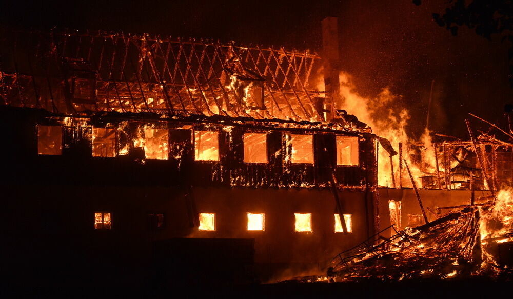 Feuer auf dem Gestütshof St. Johann