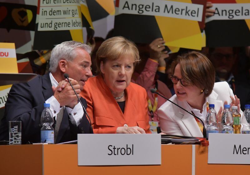 Angela Merkel beim CDU-Parteitag in Reutlingen