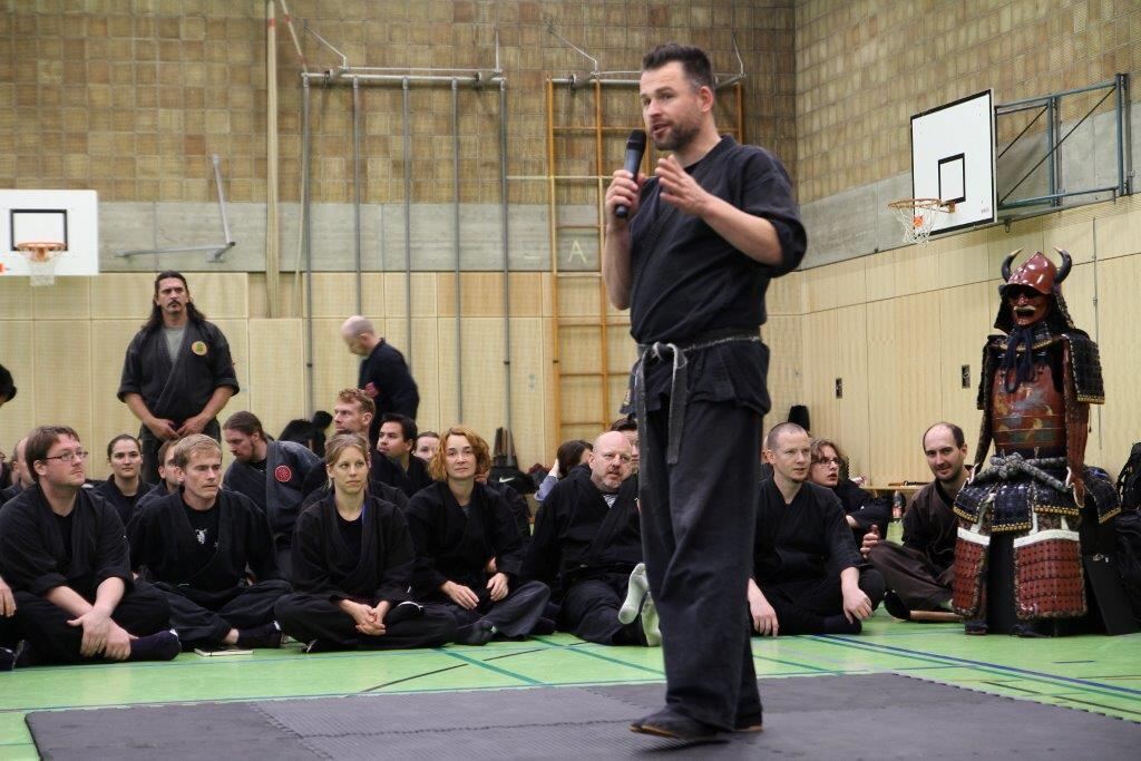 Japanischer Schwertmeister Sensei in Reutlingen