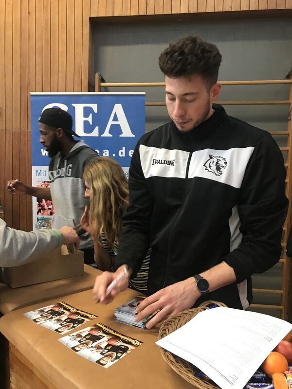 Zeitung macht Schule Training mit den Walter Tigers Tübingen