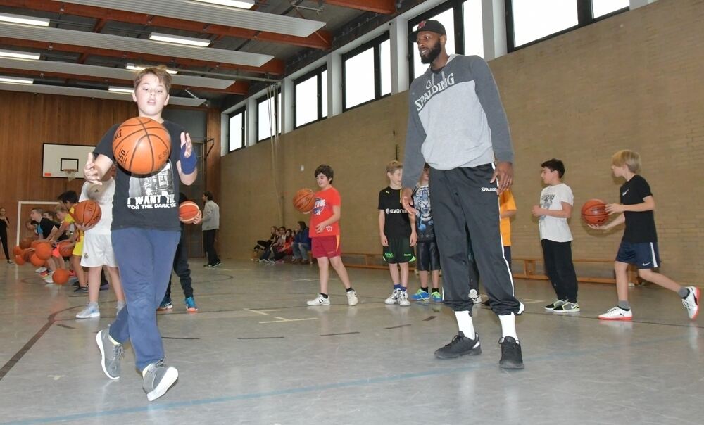 Zeitung macht Schule Training mit den Walter Tigers Tübingen