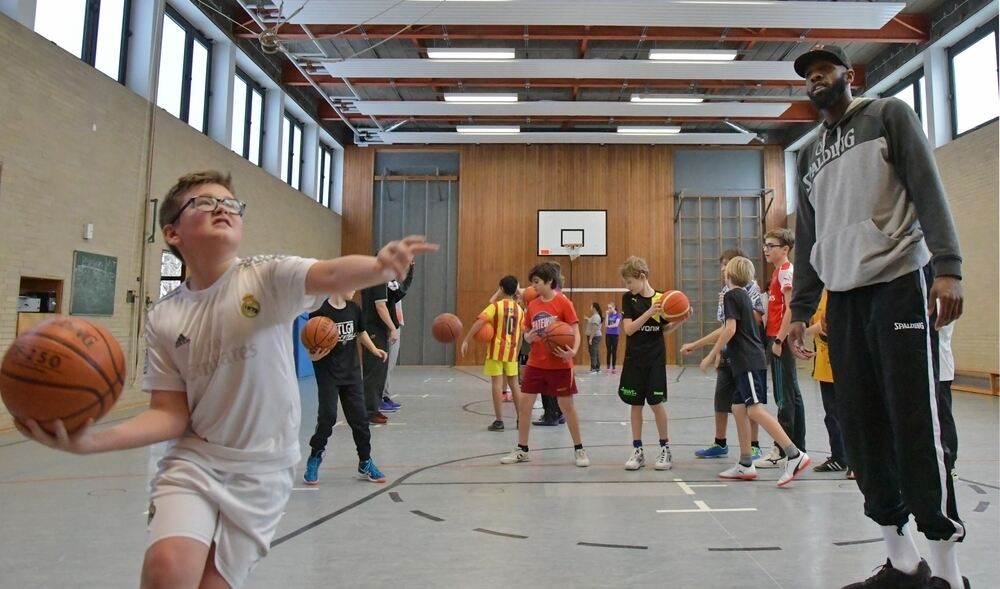 Zeitung macht Schule Training mit den Walter Tigers Tübingen