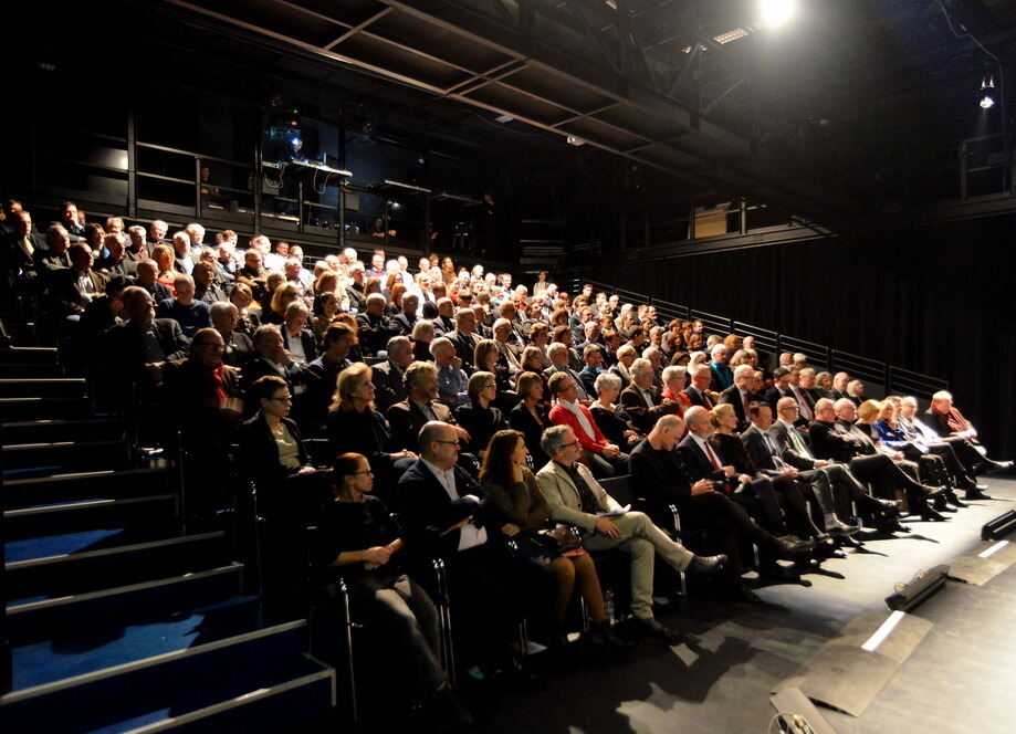 Theater die Tonne Reutlingen Eröffnung des Tonne-Neubaus