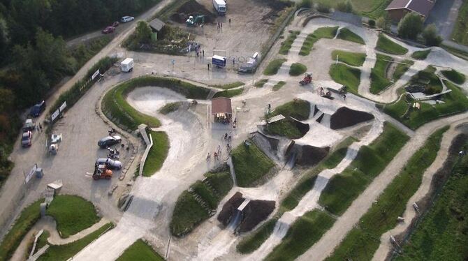 Sportlich top und naturschutzrechtlich nicht ganz so problematisch wie befürchtet: der Gomaringer Bikepark. FOTO: RV