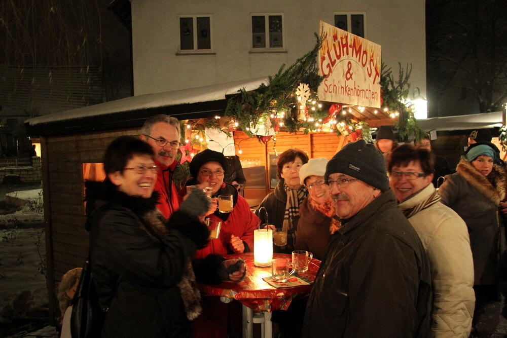 weihnachtsmarkt_huelben_12.12.09_kozjek_10 (jpg)