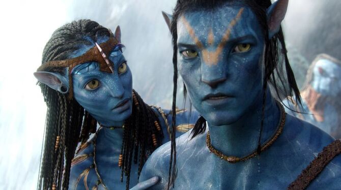 Nette Leute, diese blauhäutigen Hünen: Neytiri und Jake in Camerons Film »Avatar - Aufbruch nach Pandora«. FOTO: AP