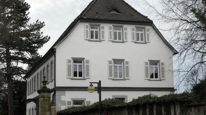 Das Neske-Haus steht in diesem Jahr besonders im Blickfeld. Zur Eröffnung der Verlags-Bibliothek werden viele Gäste erwartet. GE