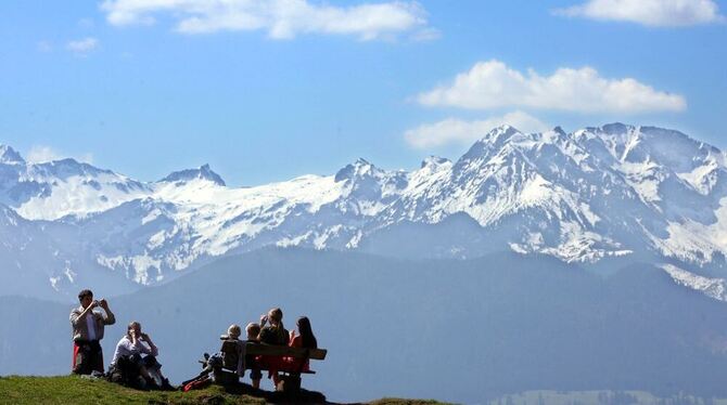 Für Wanderlustige wie hier in den Allgäuer Alpen bieten Albverein und Skizunft viele Möglichkeiten, aktiv zu werden. FOTO: DPA