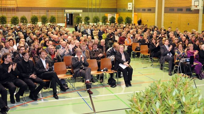 Volles Haus beim Neujahrsempfang in der Gemeindehalle in Walddorfhäslach.