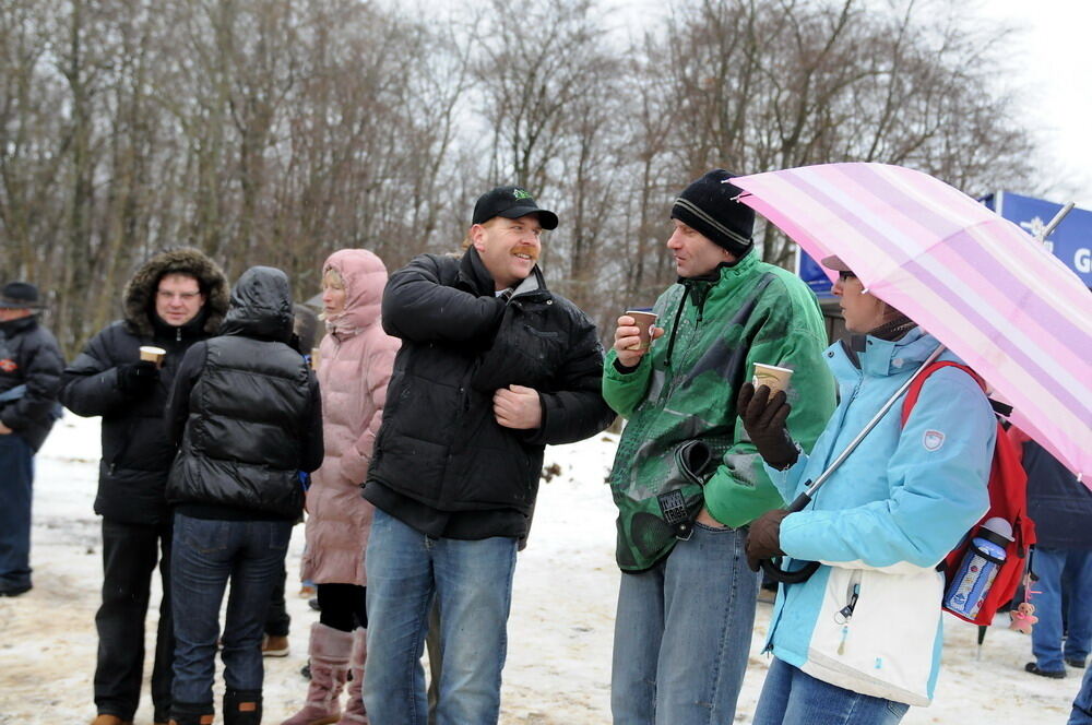 Skijöring und Schlittenrennen Holzelfingen