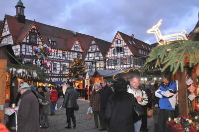 weihnachtsmarkt_urach_2009_trinkhaus_9 (jpg)