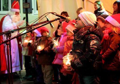 weihnachtsmarkt_muensingen_29.11.09_kozjek_2 (JPG)