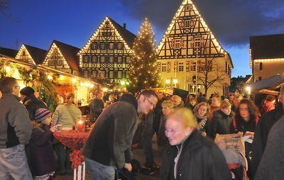 weihnachtsmarkt_pfullingen_29.11.09_trinkhaus_13 (jpg)