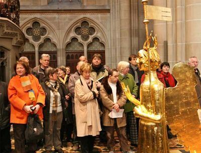 engel_marienkirche_wieder_oben_29.11.09_dahlhelm_2 (jpg)