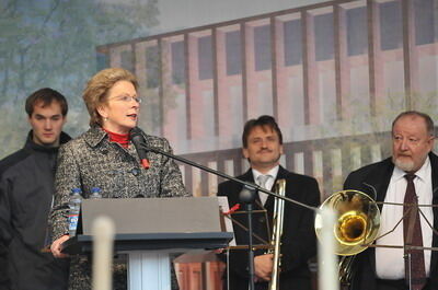 stadthalle_reutlingen_spatenstich_trinkhaus_2009_19 (jpg)