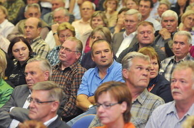 wahlpodium_sonnenbuehl_trinkhaus_oktober_2009_20 (jpg)